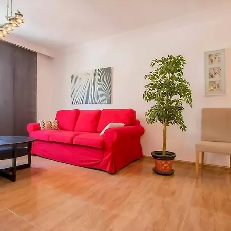 Апартаменти Torre Del Mar