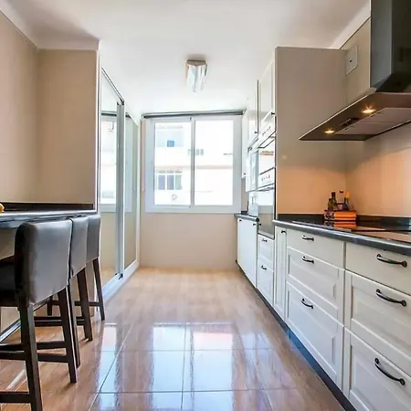Torre Del Mar Apartment *