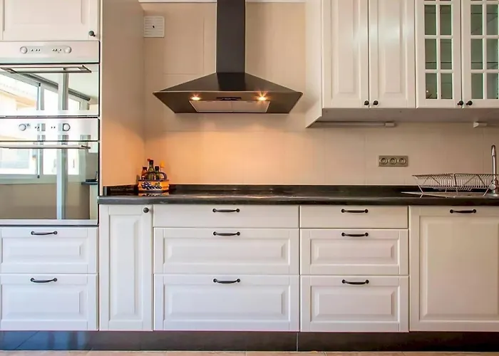 Torre Del Mar 公寓